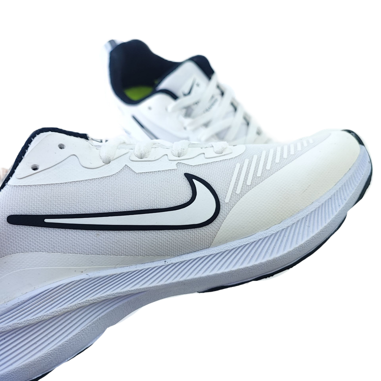 کفش رانینگ و اسپرت زنانه و پسرانه وارداتی برند نایکی nike مدل نوا سفید