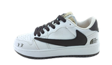کفش اسپرت زنانه و پسرانه مدل نایکی تراویس nike Travis سفید موکا با بند اضافه